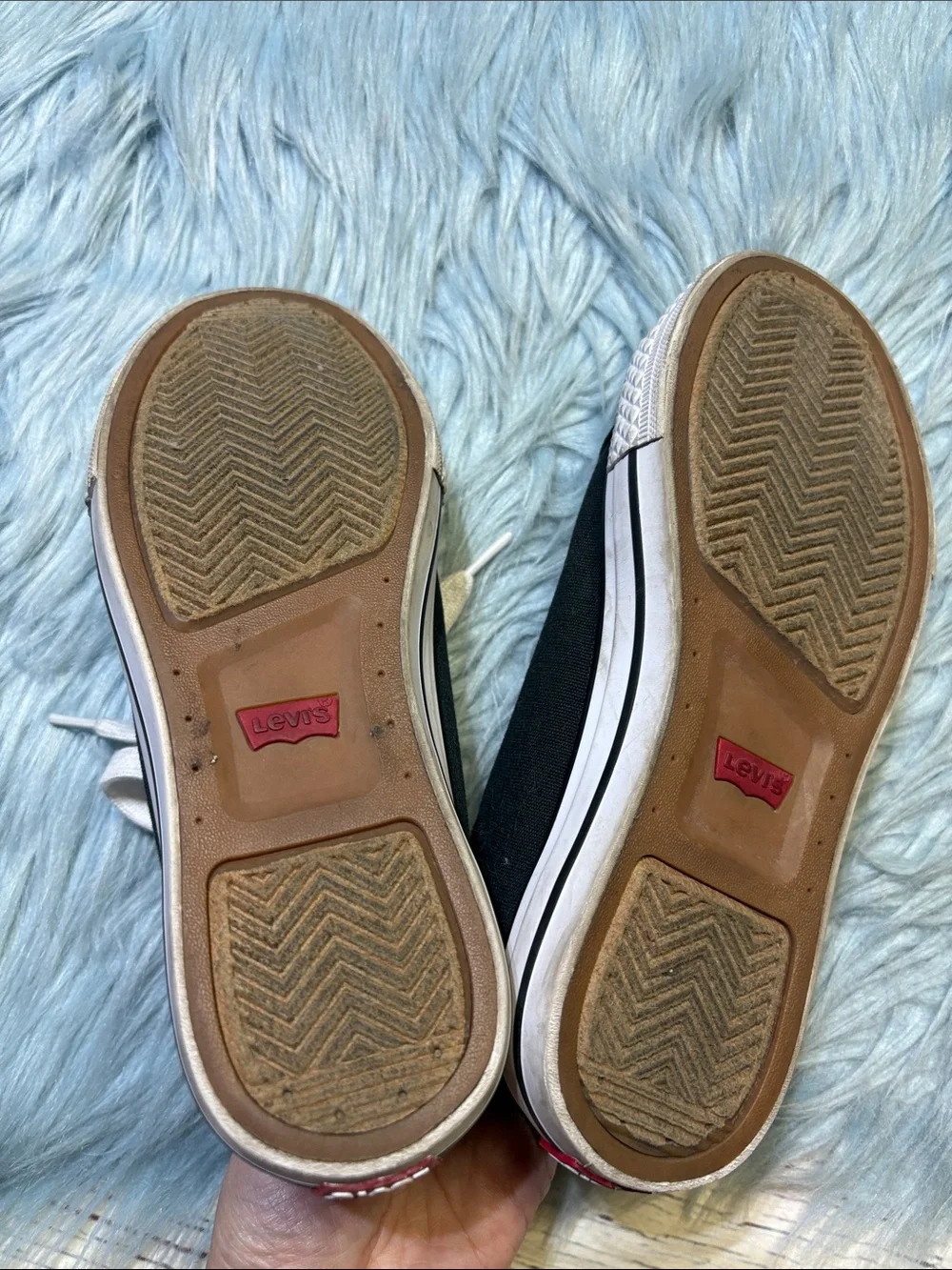 Levi's Black Canvas Low-Top Sneakers with White Accents Sz 4.5
